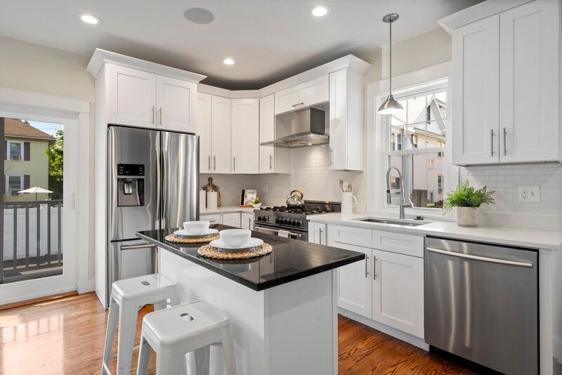 Kitchen with Island, stainless steel appliances